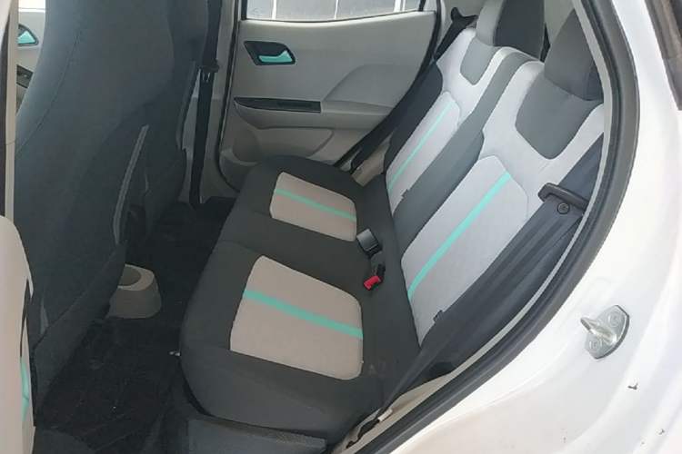 Used JMEV Xiao Qilin 2026 Model PLUS+ Comfort Version Left Rear Seat