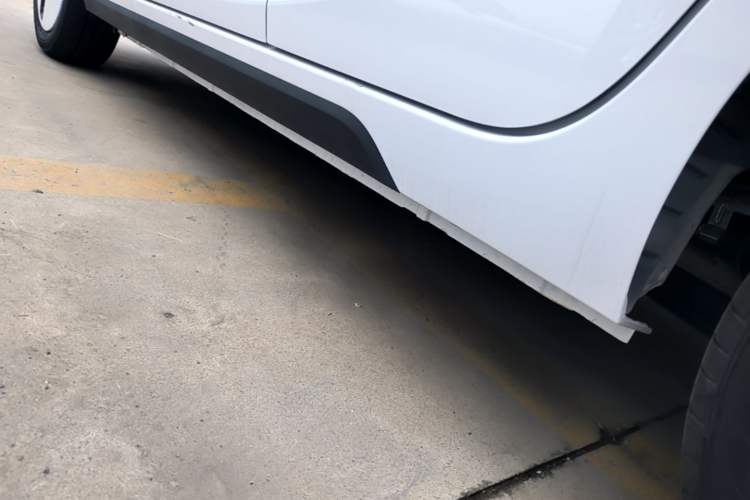 Used JMEV Xiao Qilin 2026 Model PLUS+ Comfort Version Left Side Sill
