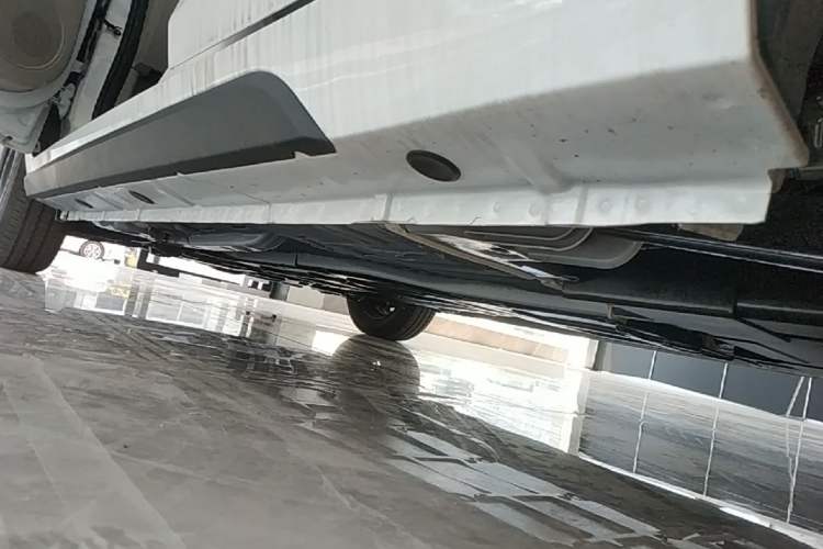 Used JMEV Xiao Qilin 2026 Model PLUS+ Comfort Version Left Side Sill