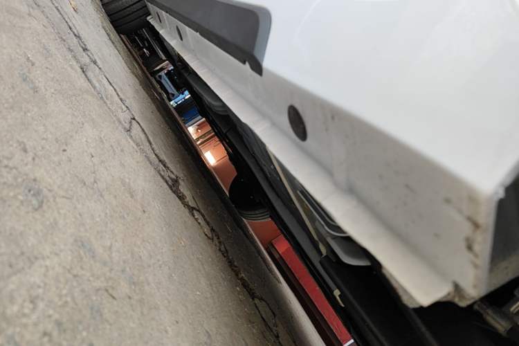 Used JMEV Xiao Qilin 2026 Model PLUS+ Comfort Version Left Side Sill