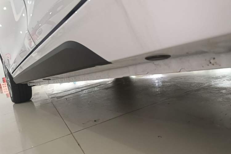 Used JMEV Xiao Qilin 2026 Model PLUS+ Comfort Version Left Side Sill