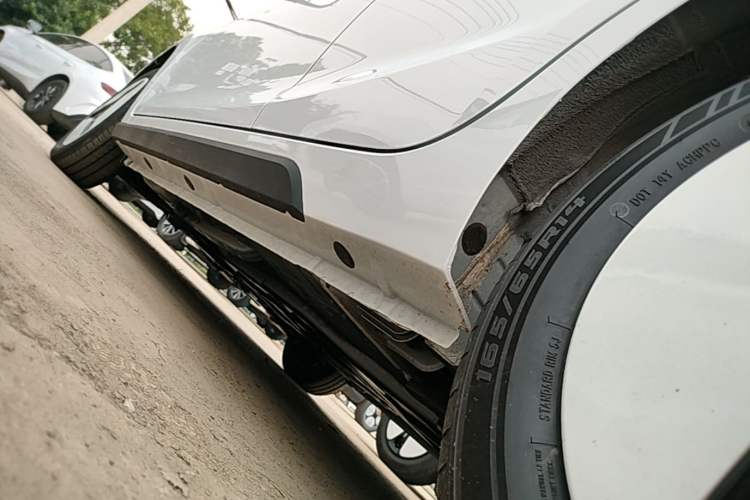 Used JMEV Xiao Qilin 2026 Model PLUS+ Comfort Version Left Side Sill