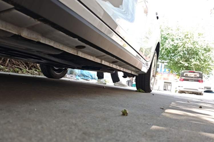 Used JMEV Xiao Qilin 2026 Model PLUS+ Comfort Version Left Side Sill