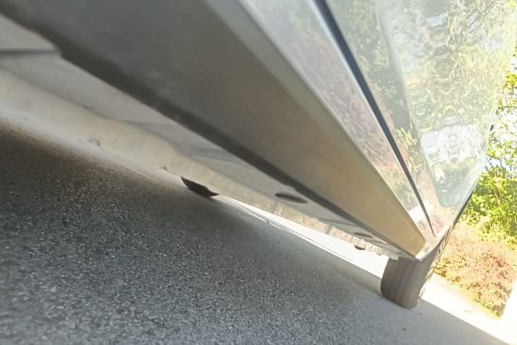Used JMEV Xiao Qilin 2026 Model PLUS+ Comfort Version Left Side Sill