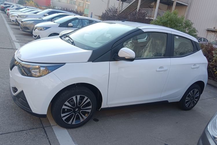 Used JMEV Xiao Qilin 2026 Model PLUS+ Comfort Version Left Side