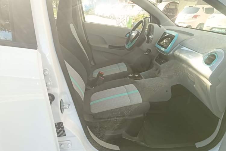 Used JMEV Xiao Qilin 2026 Model PLUS+ Comfort Version Right Front Seat