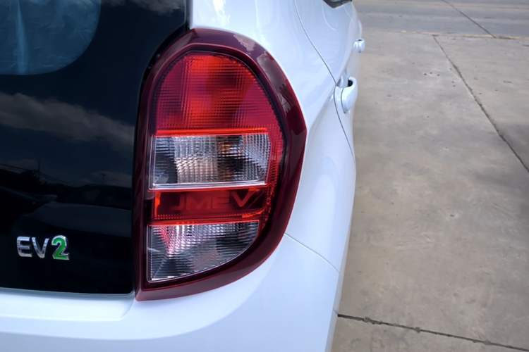 Used JMEV Xiao Qilin 2026 Model PLUS+ Comfort Version Right Rear Taillight