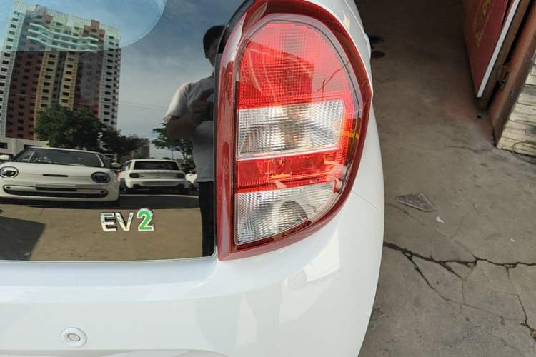 Used JMEV Xiao Qilin 2026 Model PLUS+ Comfort Version Right Rear Taillight