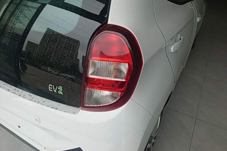 Used JMEV Xiao Qilin 2026 Model PLUS+ Luxury Version Right Rear Taillight