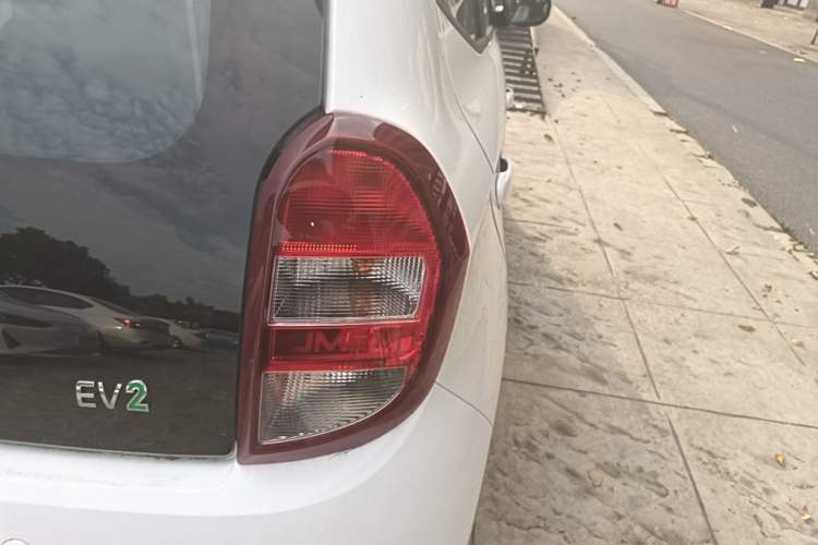 Used JMEV Xiao Qilin 2026 Model PLUS+ Comfort Version Right Rear Taillight
