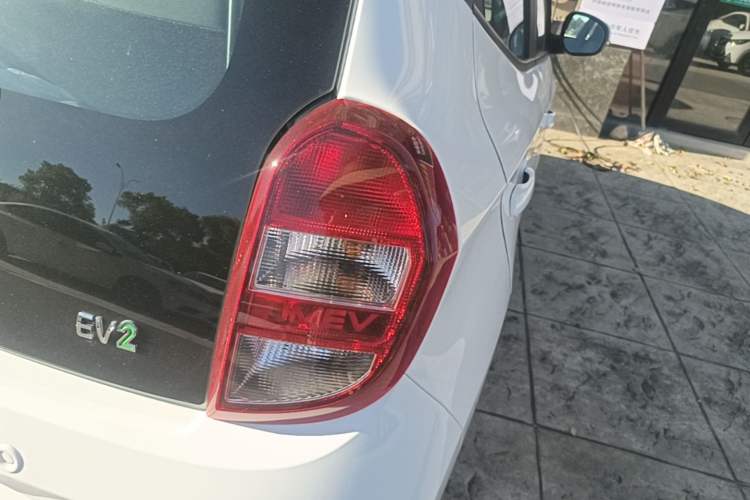 Used JMEV Xiao Qilin 2026 Model PLUS+ Comfort Version Right Rear Taillight