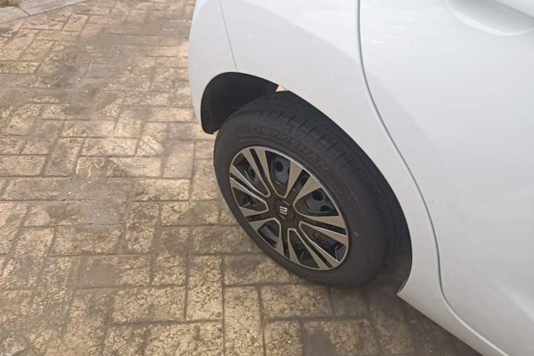 Used JMEV Xiao Qilin 2026 Model PLUS+ Comfort Version Right Rear Wheel Hub