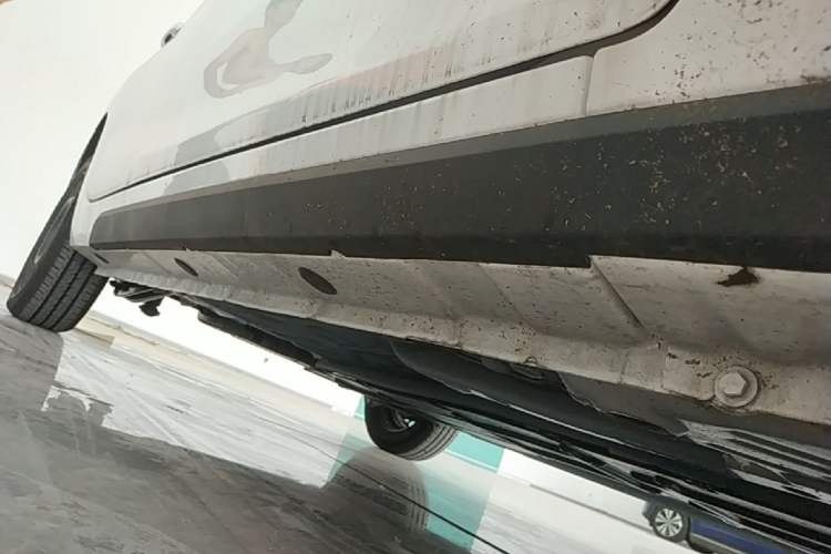 Used JMEV Xiao Qilin 2026 Model PLUS+ Comfort Version Right Side Sill