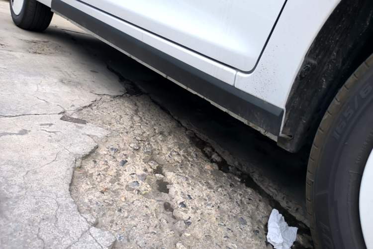 Used JMEV Xiao Qilin 2026 Model PLUS+ Comfort Version Right Side Sill