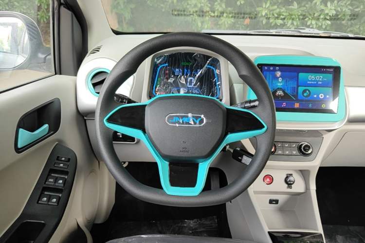 Used JMEV Xiao Qilin 2026 Model PLUS+ Comfort Version Steering Wheel