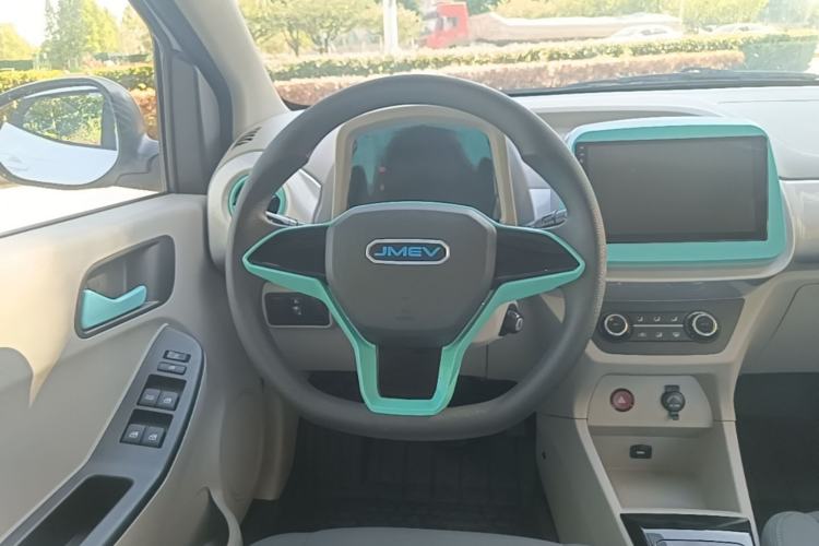 Used JMEV Xiao Qilin 2026 Model PLUS+ Comfort Version Steering Wheel