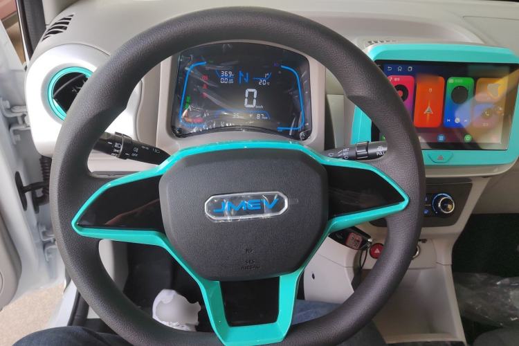 Used JMEV Xiao Qilin 2026 Model PLUS+ Comfort Version Steering Wheel