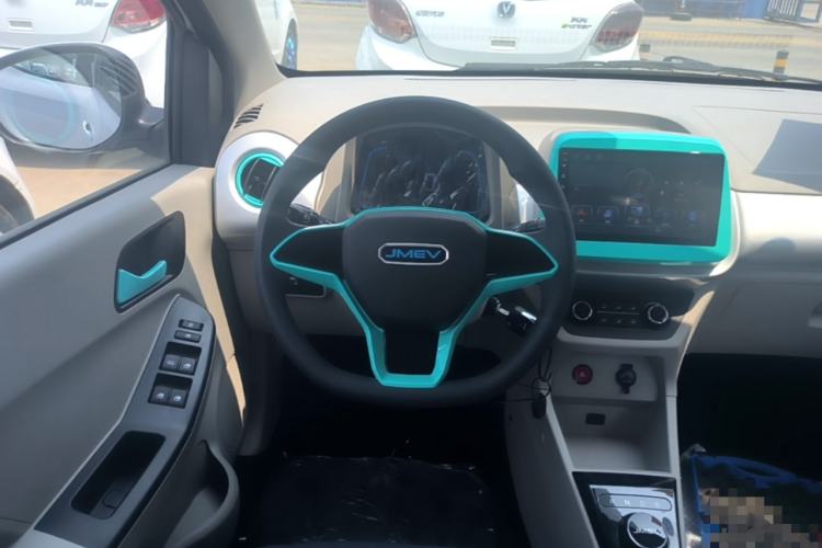 Used JMEV Xiao Qilin 2026 Model PLUS+ Comfort Version Steering Wheel