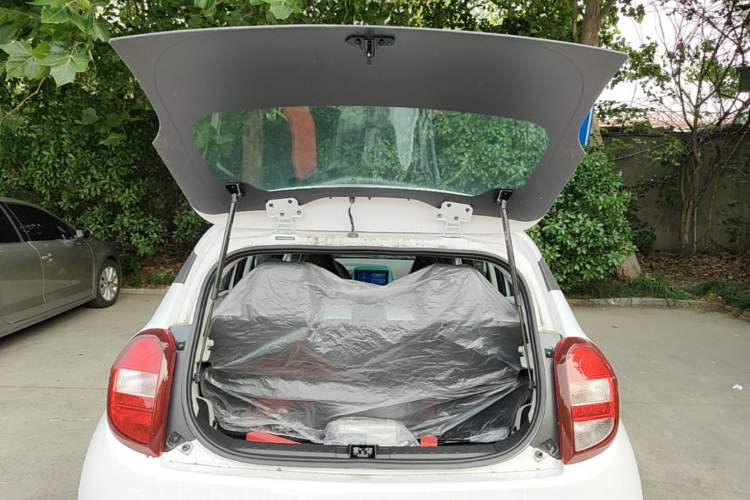 Used JMEV Xiao Qilin 2026 Model PLUS+ Comfort Version Trunk