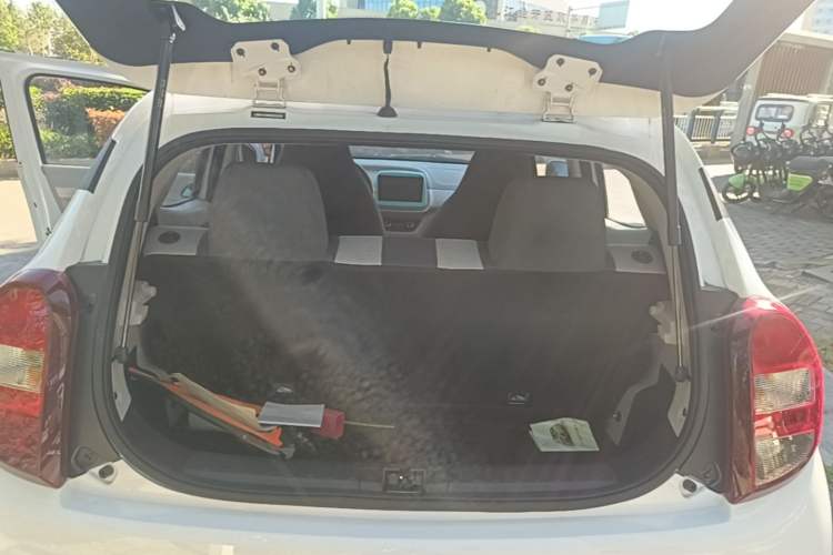 Used JMEV Xiao Qilin 2026 Model PLUS+ Comfort Version Trunk