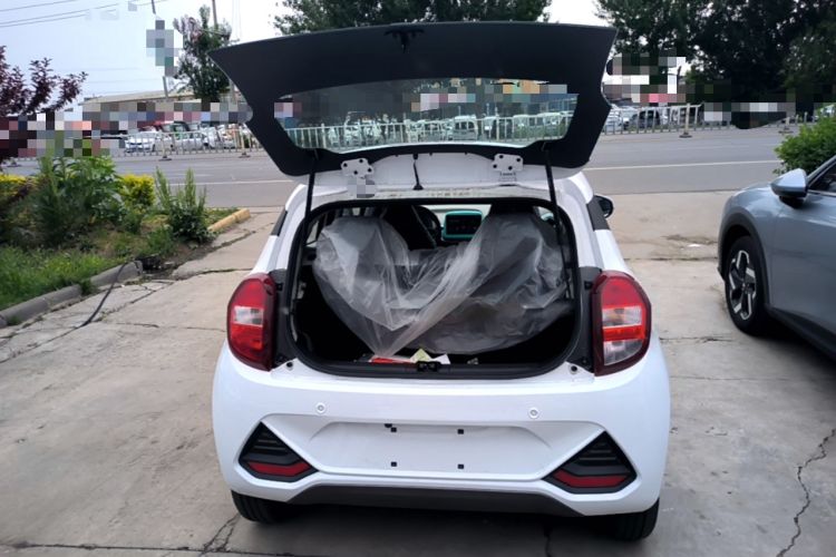 Used JMEV Xiao Qilin 2026 Model PLUS+ Comfort Version Trunk
