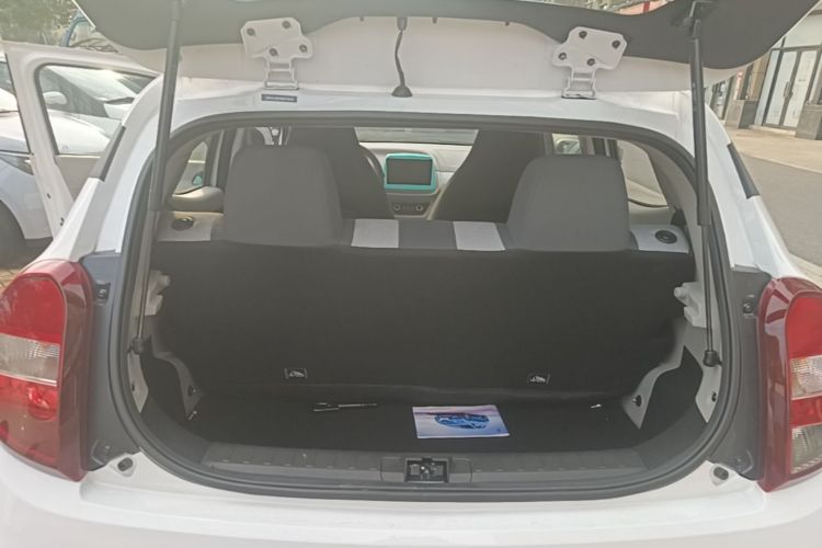 Used JMEV Xiao Qilin 2026 Model PLUS+ Comfort Version Trunk