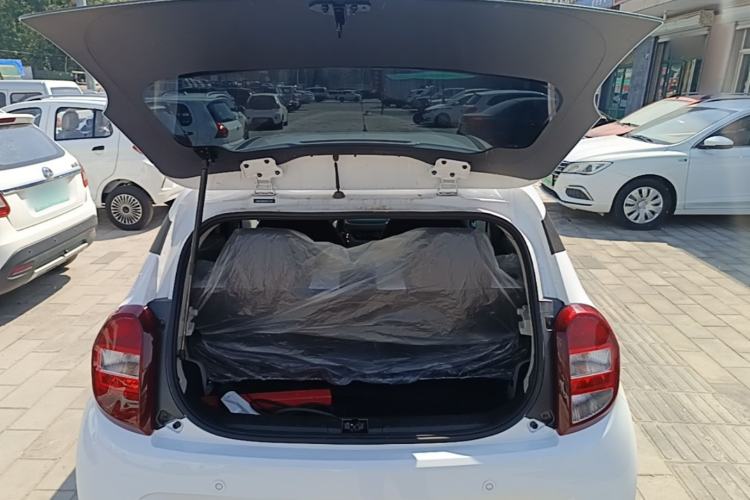 Used JMEV Xiao Qilin 2026 Model PLUS Comfort Version Trunk