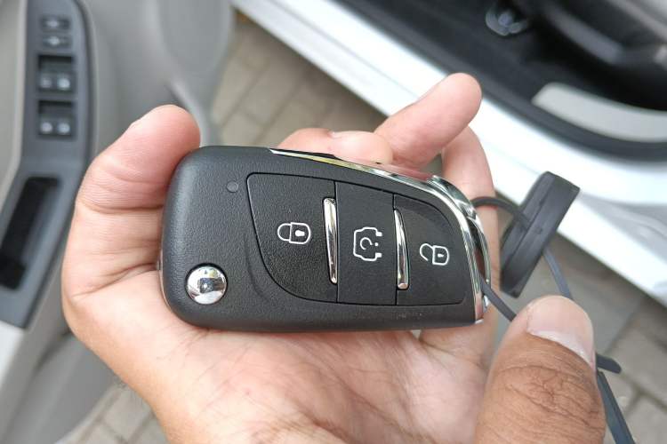 Used JMEV Xiao Qilin 2026 Model PLUS Comfort Version Vehicle Key
