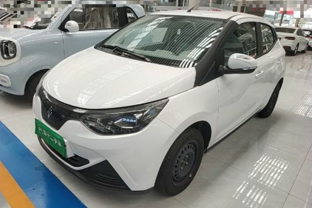 JMEV Xiao Qilin 2026 Model PLUS+ Comfort Version d’occasion