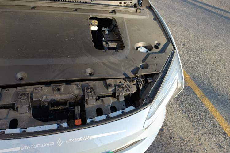 Used JMEV Yichi 05 2025 Yichchi 05 Smart Enjoyment Edition Engine Bay Left