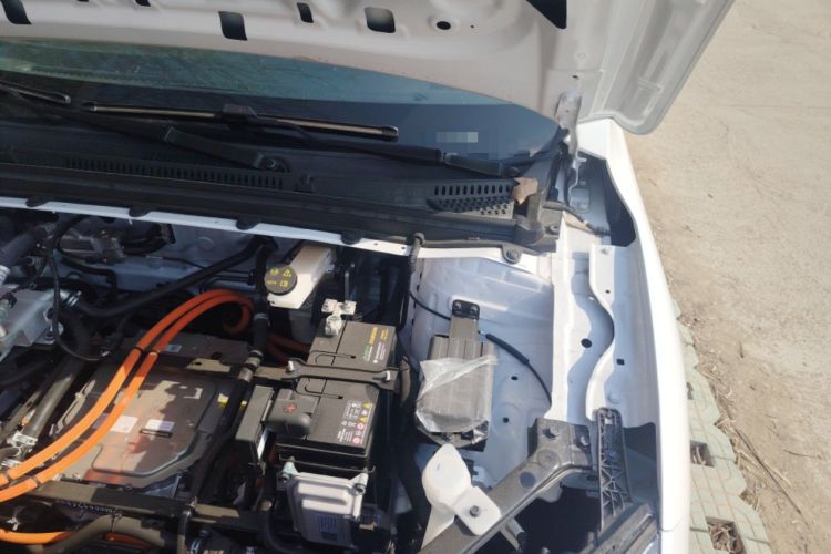Used JMEV Yichi 05 2025 Yichi 05 Enjoyment Edition Engine Bay Left