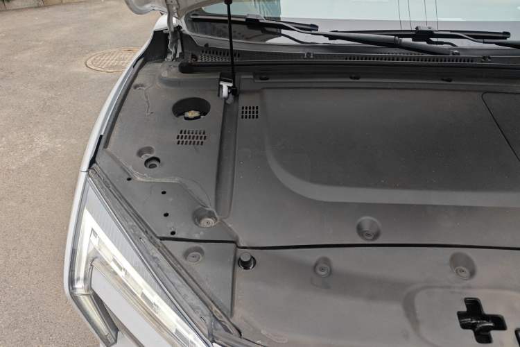 Used JMEV Yichi 05 2025 Yichchi 05 Smart Enjoyment Edition Engine Bay Right