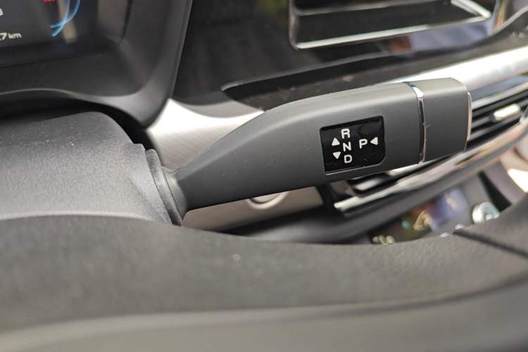 Used JMEV Yichi 05 2025 Yichi 05 Enjoyment Edition Gear Lever
