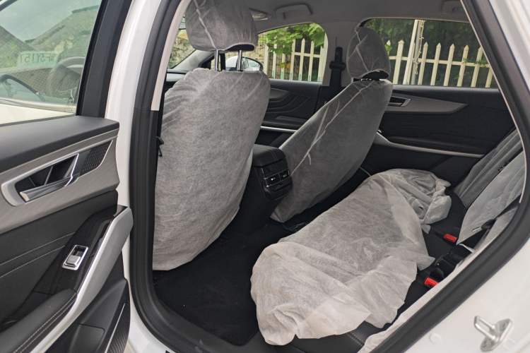Used JMEV Yichi 05 2025 Yichi 05 Enjoyment Edition Interior 1