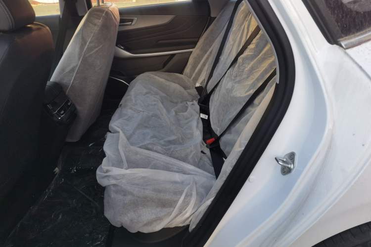 Used JMEV Yichi 05 2025 Yichi 05 Enjoyment Edition Left Rear Seat