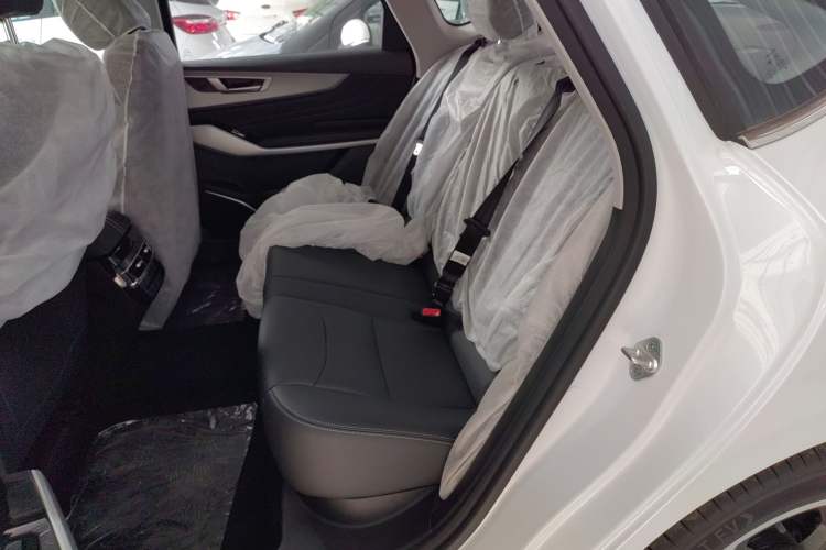 Used JMEV Yichi 05 2025 Yichi 05 Enjoyment Edition Left Rear Seat