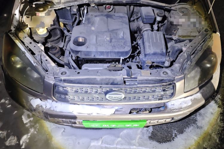 Used Jonway A380 2010 1.6L Manual 3-Door Standard Edition Engine Bay