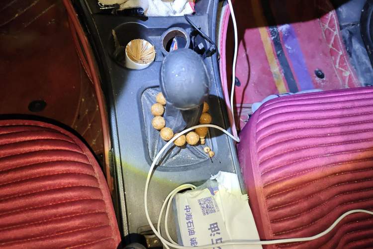 Used Jonway A380 2010 1.6L Manual 3-Door Standard Edition Gear Lever