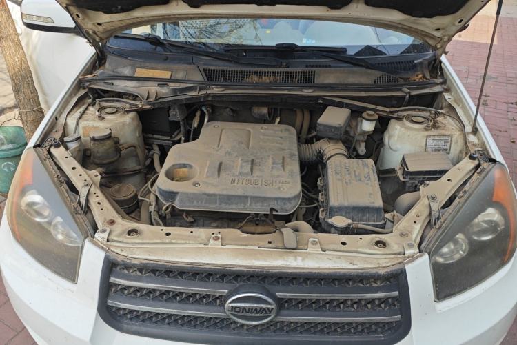 Used Jonway A380 2012 1.6L Manual Elite Model Engine Bay