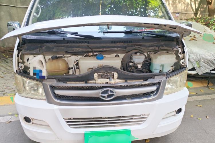Used Joylong A4 2016 2.5T Economy Version SC25R Engine Bay