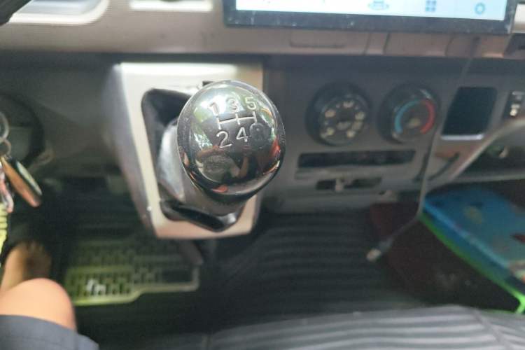 Used Joylong A4 2016 2.5T Economy Version SC25R Gear Lever