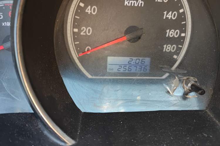 Used Joylong A4 2018 2.0T Standard Version Odometer Close Up