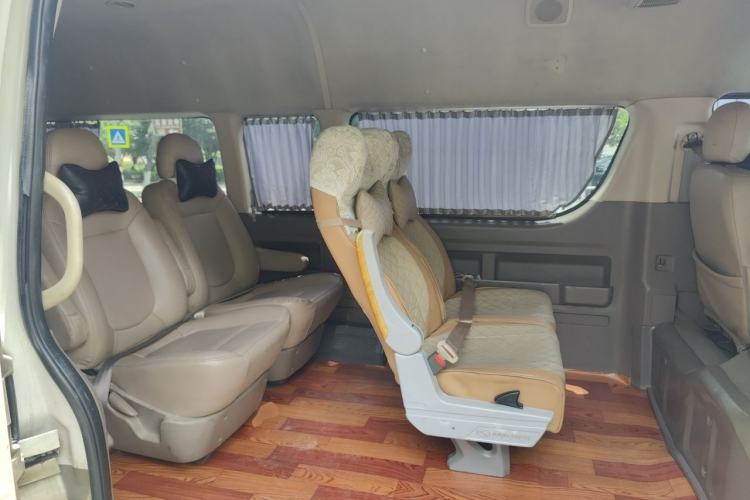 Used Joylong A5  Left Rear Seat