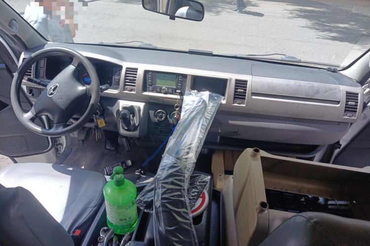 Used Joylong A6 2015 2.8T Luxury Version JE4D28A Center Console
