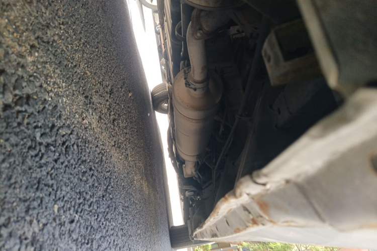 Used Joylong A6 2015 2.8T Luxury Version JE4D28A Chassis Rear Right