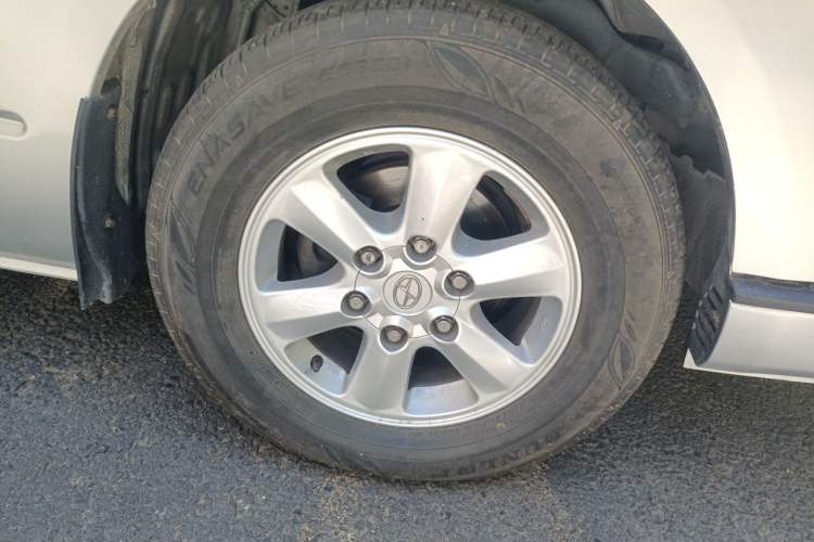 Used Joylong A6 2015 2.8T Luxury Version JE4D28A Right Front Wheel Hub