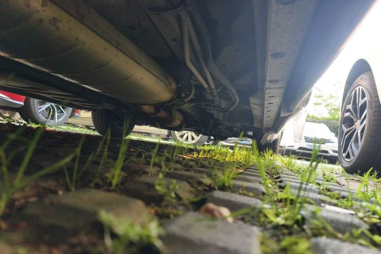 Used Joylong iFly 2017 2.0L Manual Standard Edition Chassis Rear Right