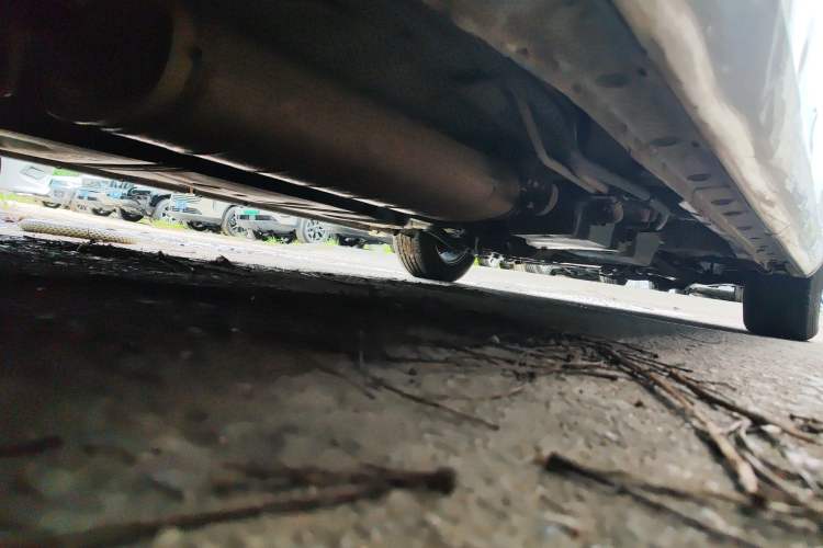 Used Joylong iFly 2017 2.4L Automatic Supreme Model Chassis Rear Right
