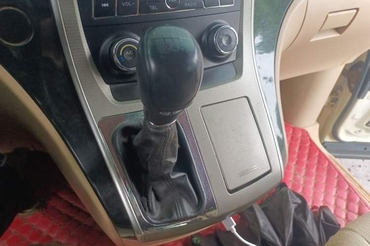 Used Joylong iFly 2017 2.0L Manual Standard Edition Gear Lever