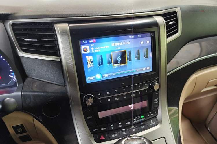 Used Joylong iFly 2018 2.0T Dual-Clutch Luxury Version Audio And AC Panel
